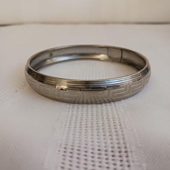 3pc Statement Necklace & Bracelets Set - Picture 9 of 10